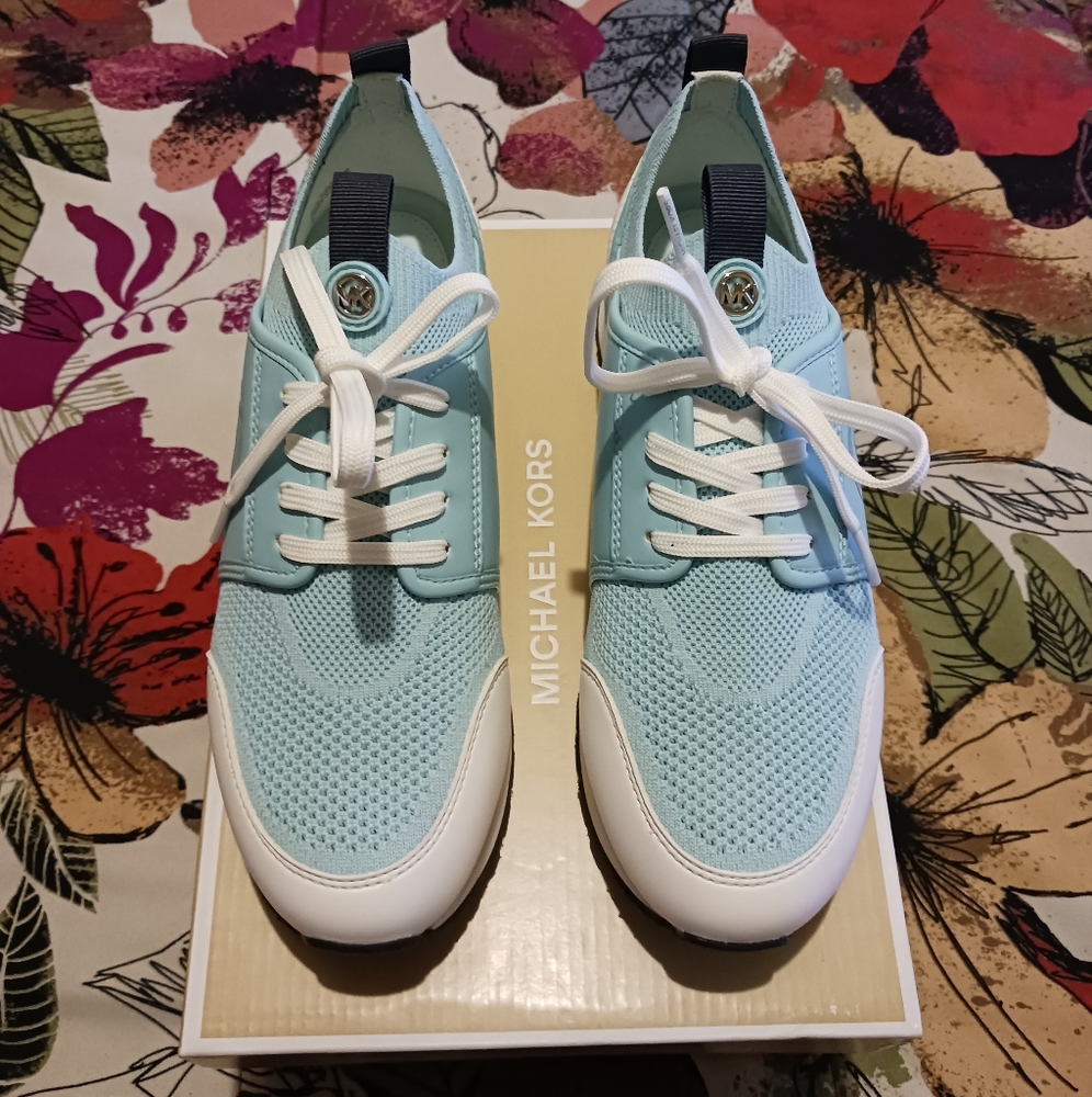 Michael Kors Dash Trainer Sneakers - Picture 10 of 10